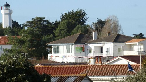 Гостиница Au Petit Bonheur в Ла-Рошеле