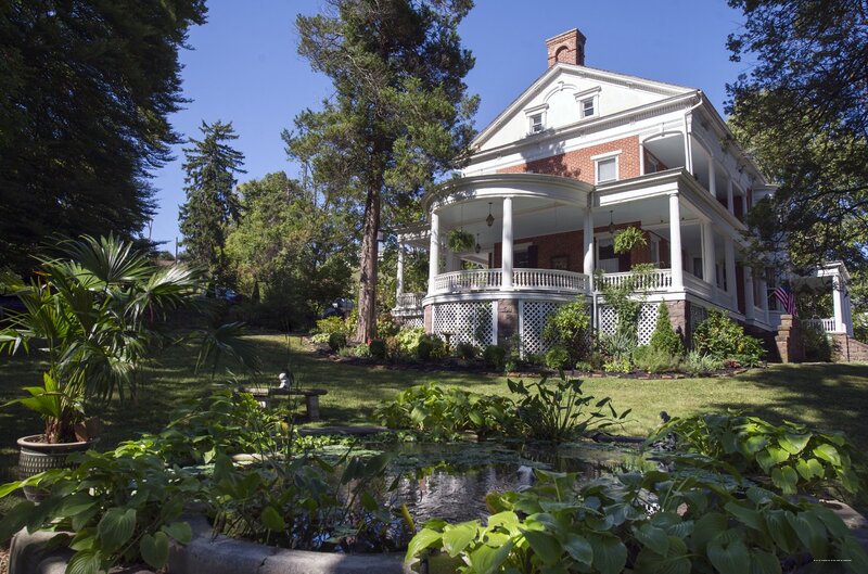 Фото Emig Mansion