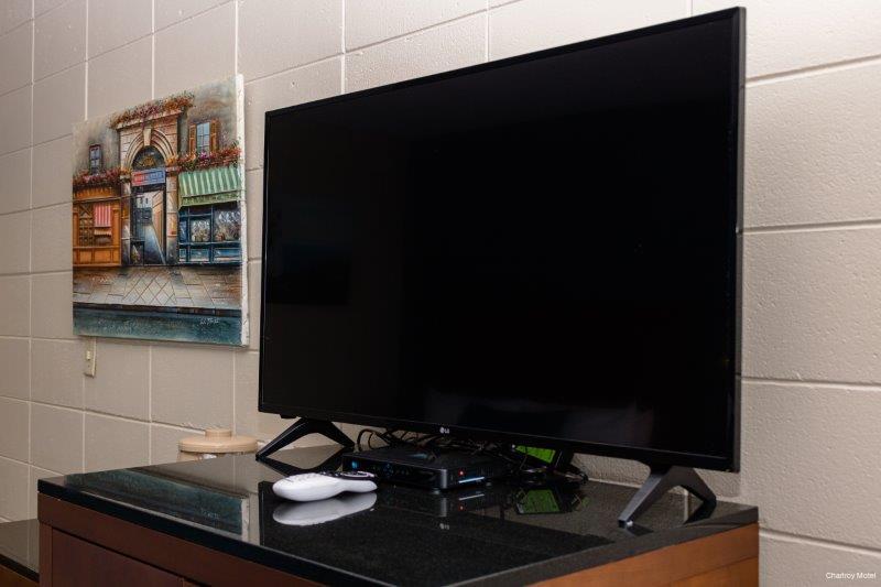 Фото Charlroy Motel