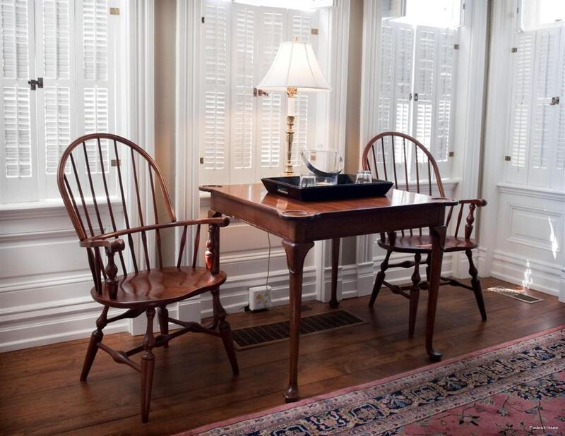 Фото Frederick House