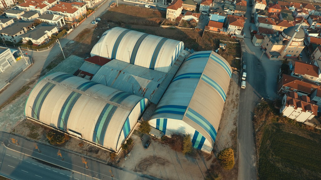 colesium hali saha spor alani 1335 nolu sok no 23 adapazari sakarya turkiye yandex haritalar