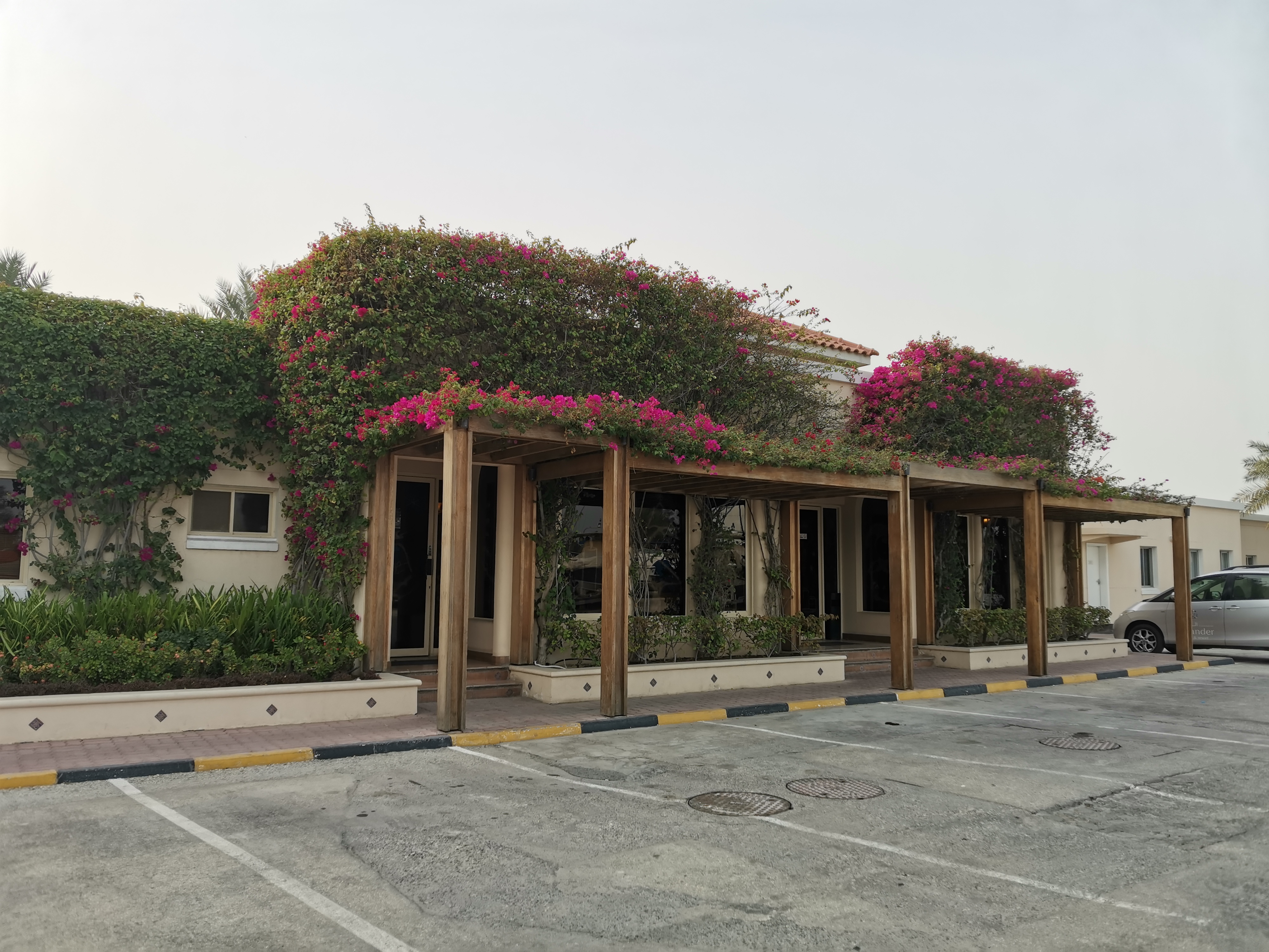 Фото Al Bander Hotel & Resort