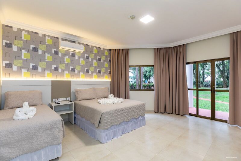 Фото Iguassu Holiday Hotel