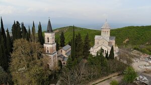 Монастырь святой равноапостольной Нины (край Кахетия, Сигнахский муниципалитет), монастырь в Сигнахи