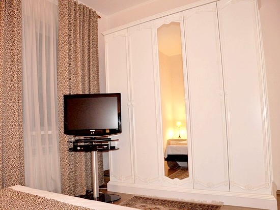 Фото Байрон