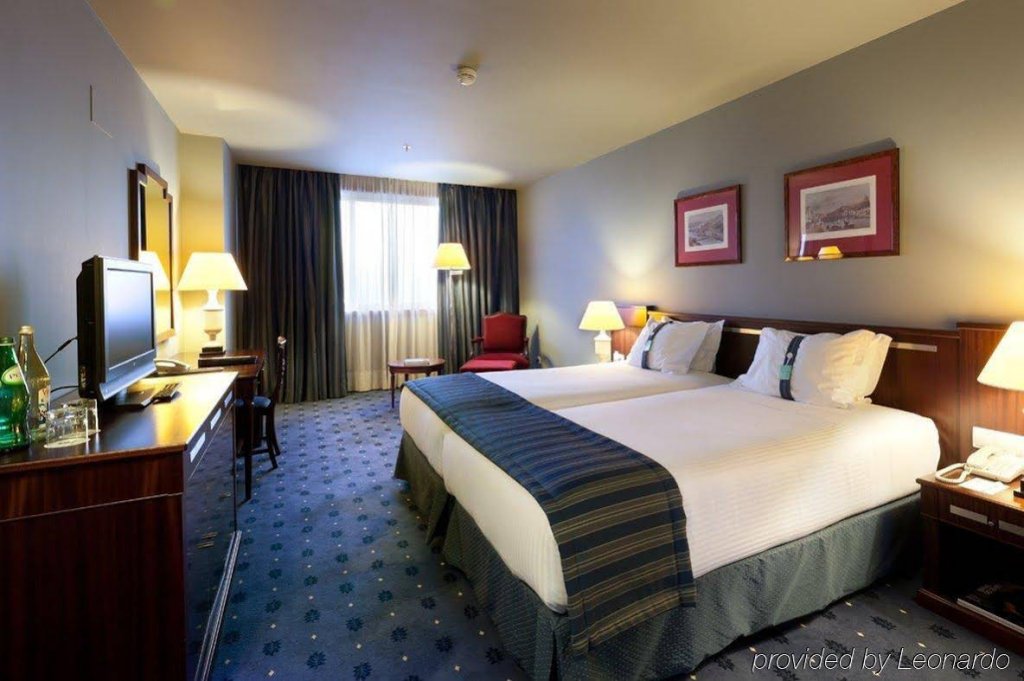 Фото Holiday Inn Porto Gaia