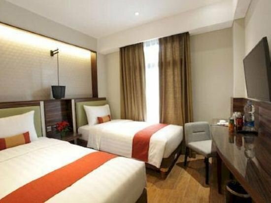 Hotel Zen Premium Blok M Palatehan, Jakarta, photo