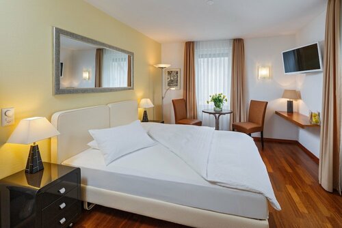 Внешний вид отеля Aparthotel Familie Hugenschmidt в Цюрихе, фото 2