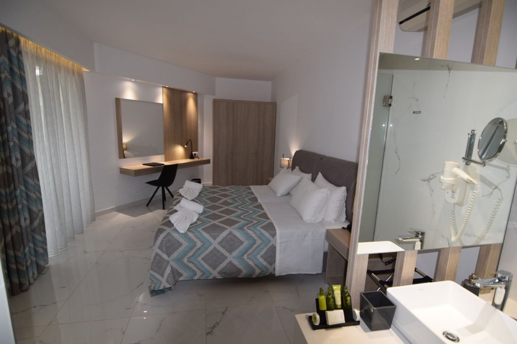 Фото Park Hotel & SPA - Adults Only