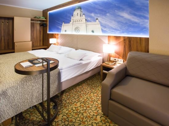 Фото Aranyhomok Business-City-Wellness Hotel
