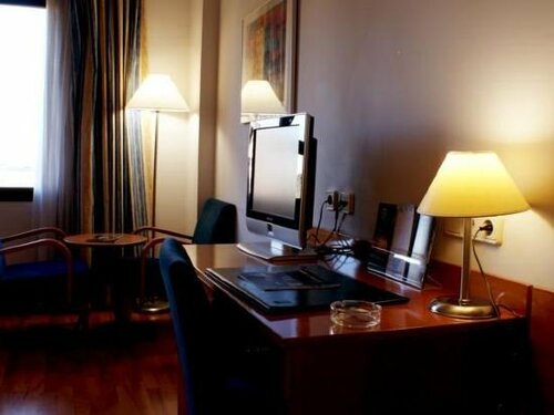 Гостиница Extremadura Hotel в Касересе