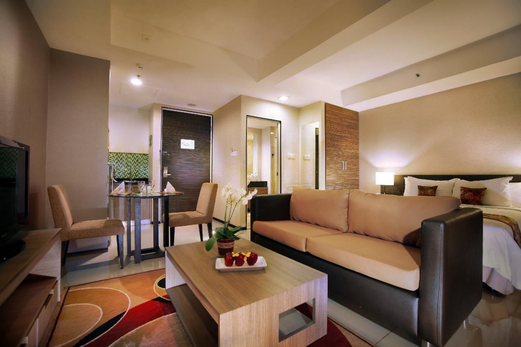 Фото Golden Tulip Balikpapan Hotel & Suites