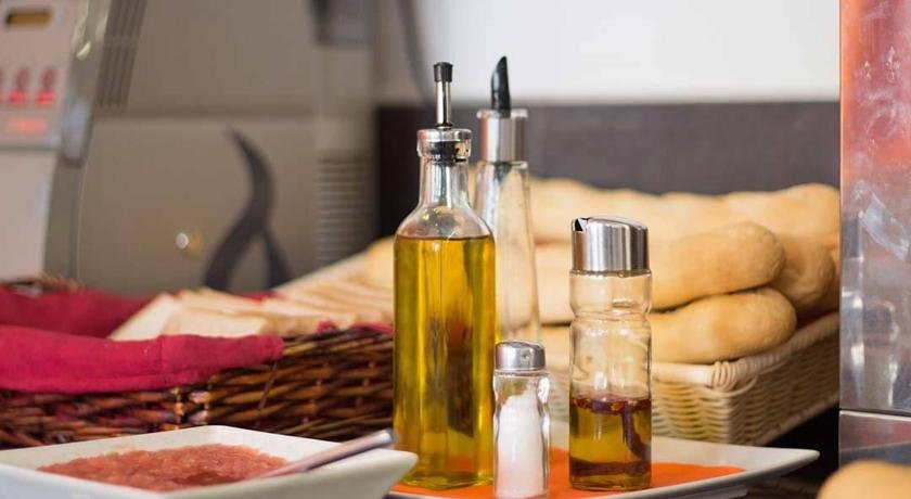 Фото Hotel Venture Sant Cugat