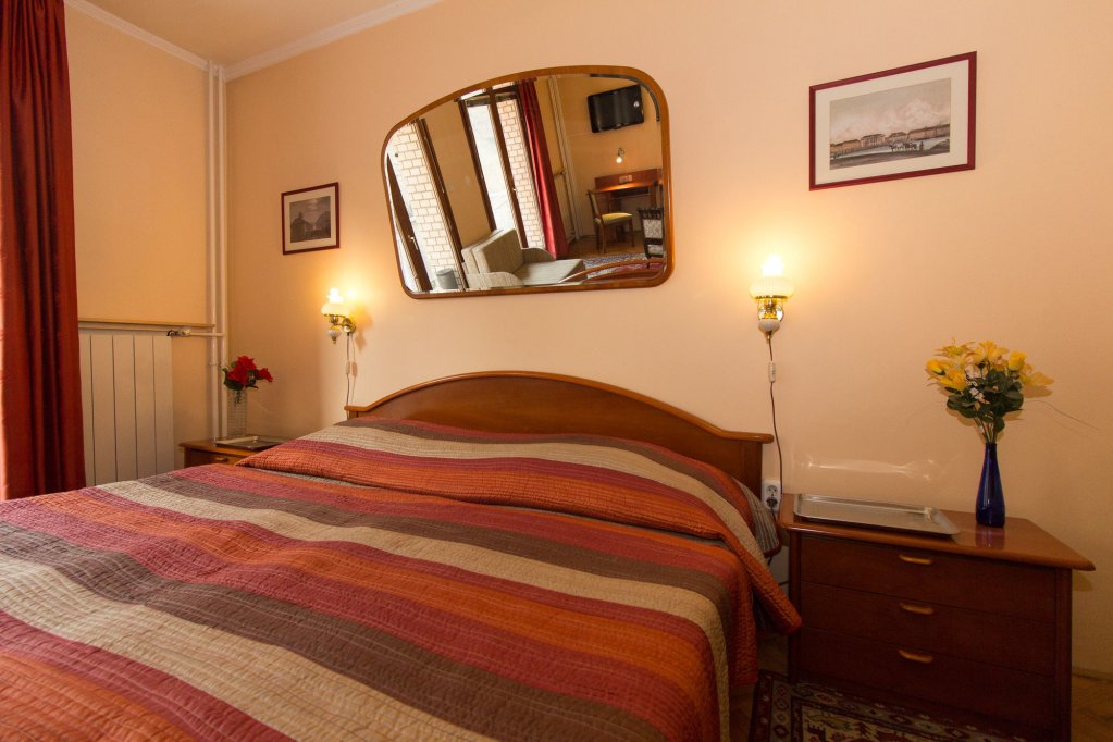 Фото Budavar Bed and Breakfast