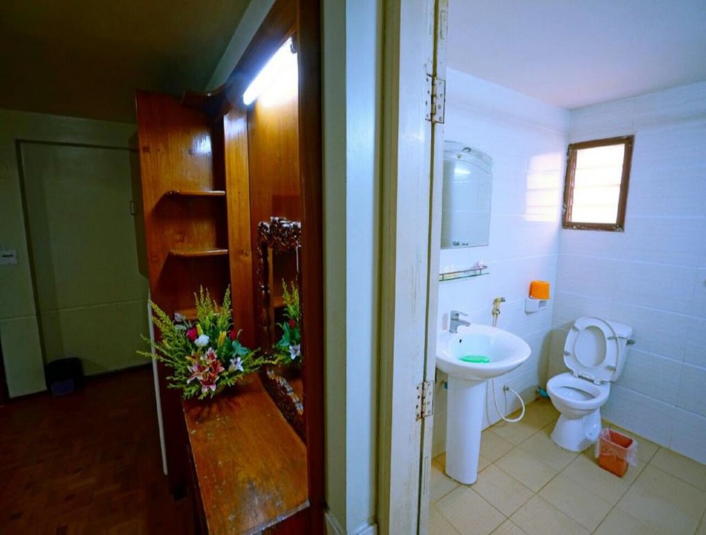 Фото Taim Phyu Hotel