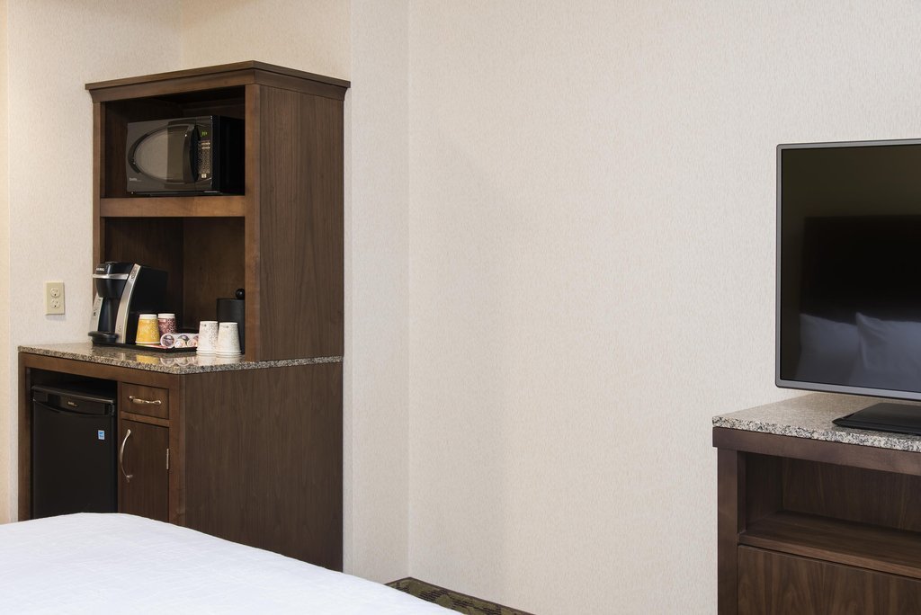 Фото Hilton Garden Inn Louisville Downtown