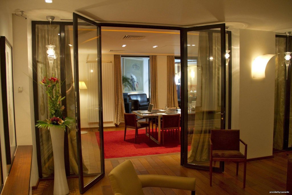 Фото Hotel Le Colisee