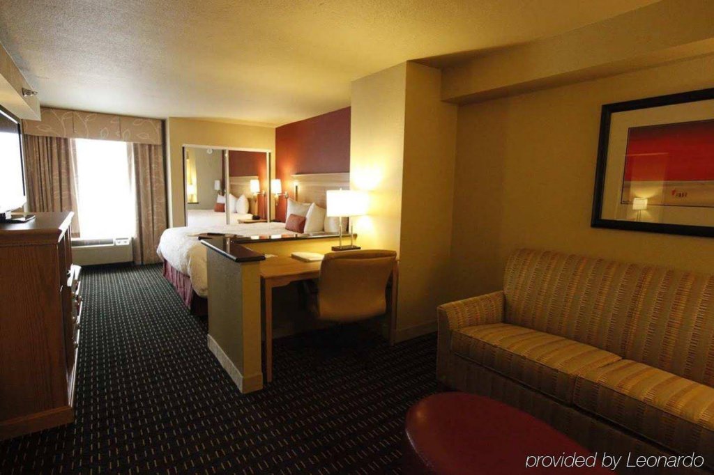 Фото Hampton Inn Pensacola-Airport