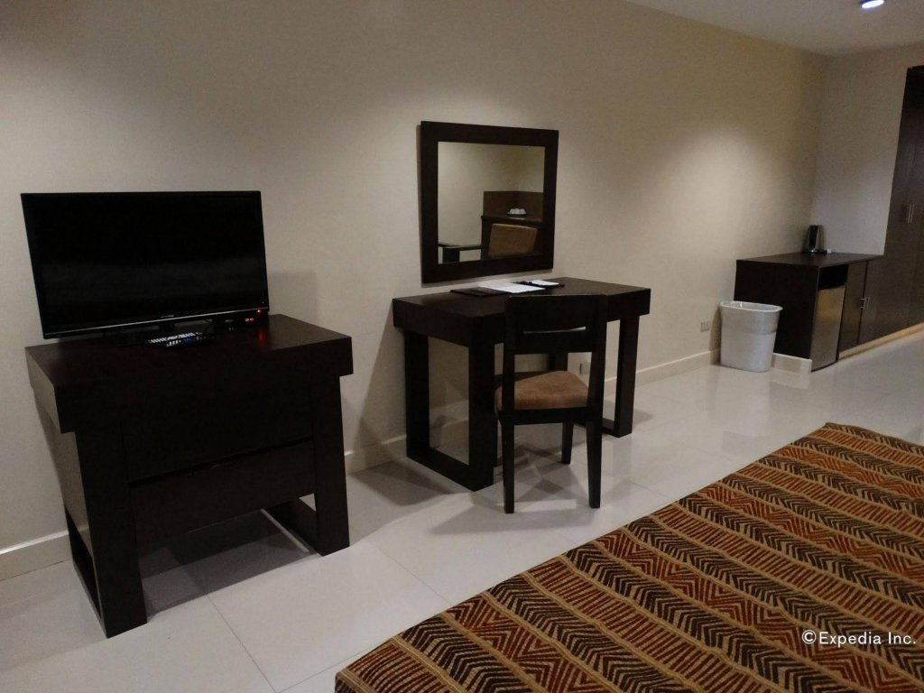 Фото Paragon Tower Hotel