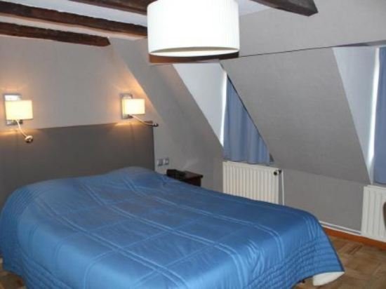 Фото Logis Hôtel Au Cerf d'Or