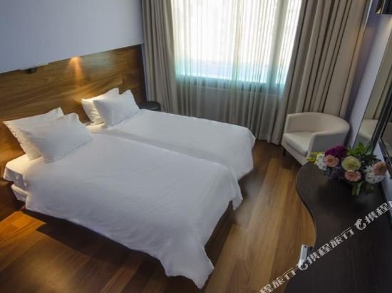 Фото Отель Athens Center Square