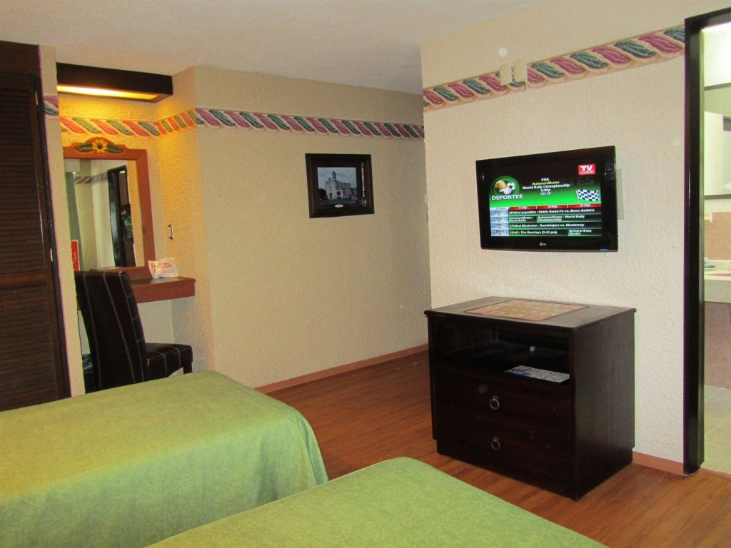 Фото Hotel Colonial