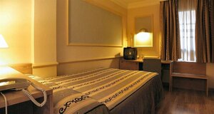 Ohtels San Anton Granada (Calle San Antón, 72), hotel