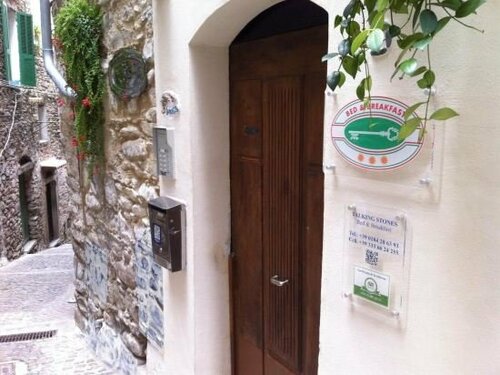 Гостиница Talking Stones B&b