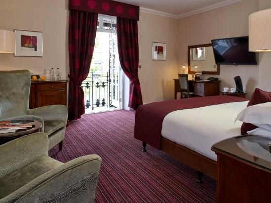 Фото Sir Christopher Wren Hotel