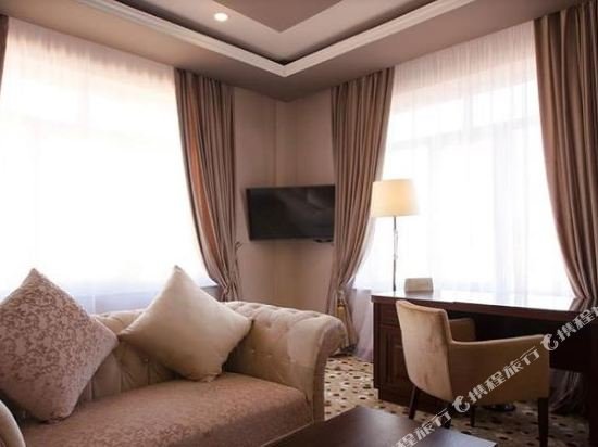 Фото Central Hotel Yerevan