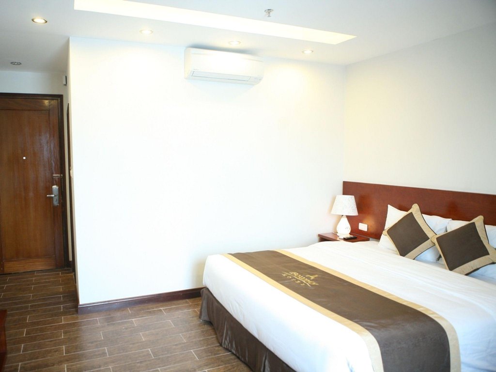 Фото Bounty Hotel