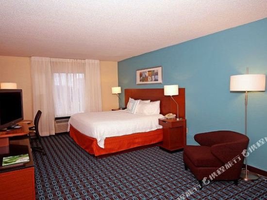 Фото Fairfield Inn by Marriott Northlake