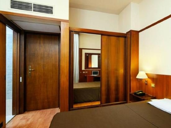 Фото Grand Hotel Elite