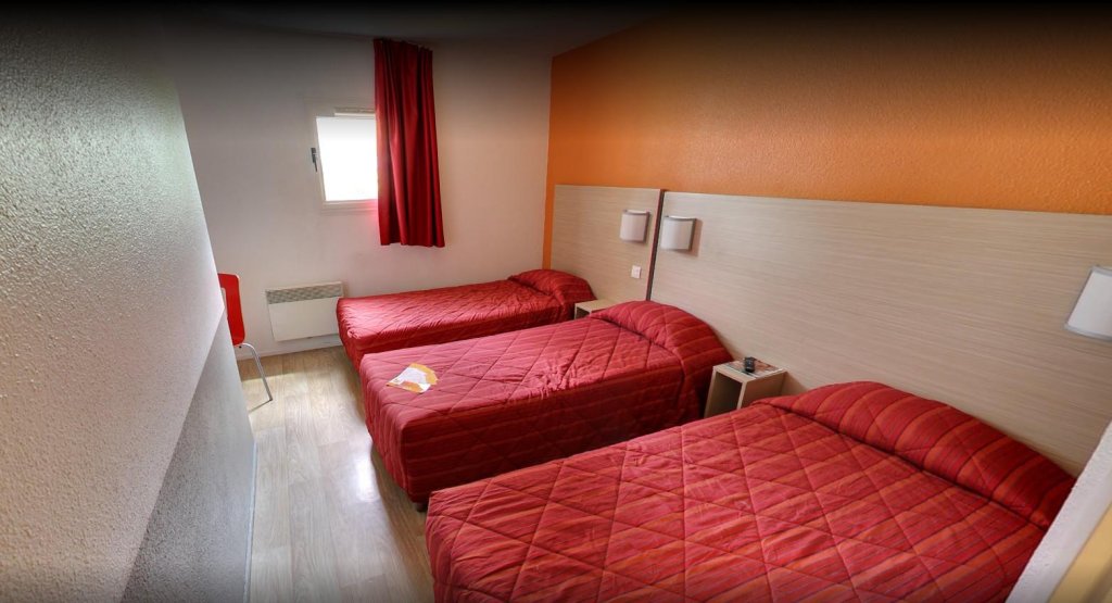 Фото Premiere Classe Rosny Sous Bois