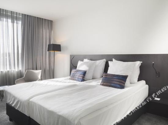 Фото Hotel Serwir