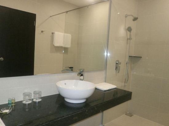 Фото Samalaju Resort Hotel