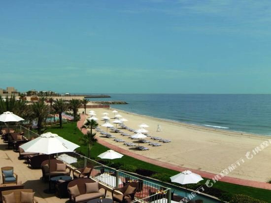 Фото Mövenpick Hotel & Resort Al Bida'a Kuwait