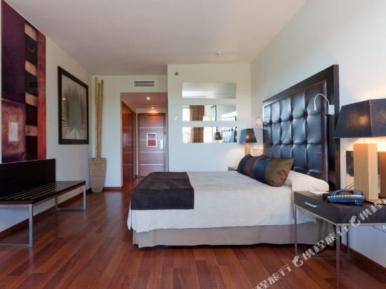 Фото Senator Banús