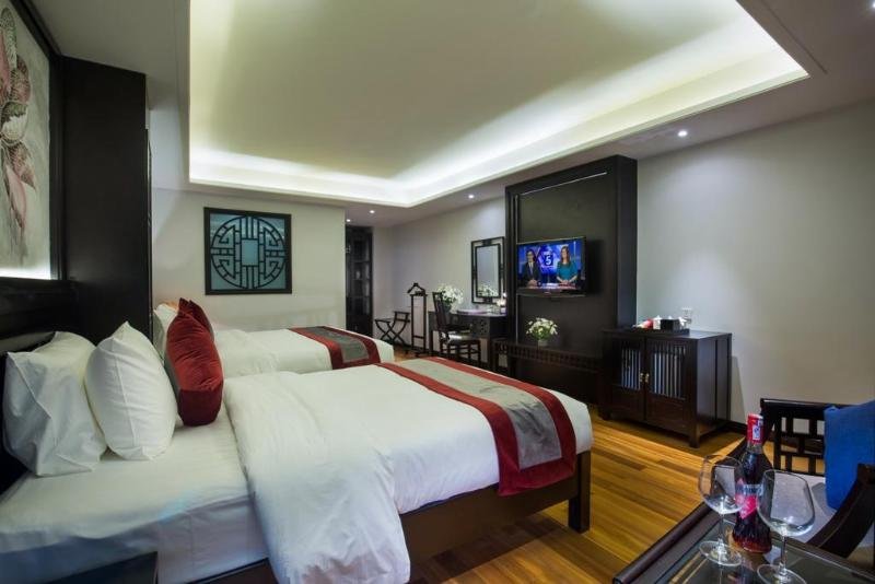 Фото Golden Lotus Boutique Hotel