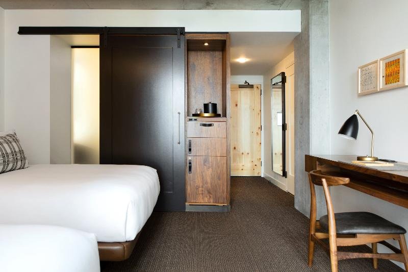 Фото Kimpton Hotel Born, an Ihg Hotel