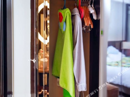 Фото Renaissance Shanghai Pudong Hotel