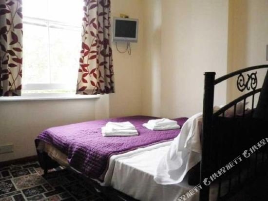 Фото Hyde Park Court Hotel