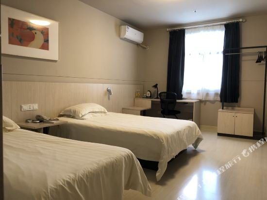 Фото Jinjiang Inn Shanghai Lujiabang Road