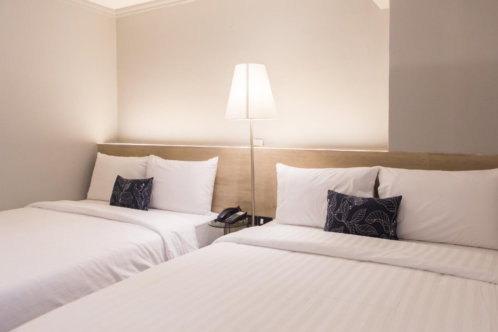 Фото Maxim's Inn