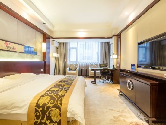 Фото Joyful Rose International Hotel