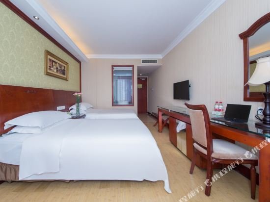 Фото Vienna International Hotel Xiangyang Railway Stati