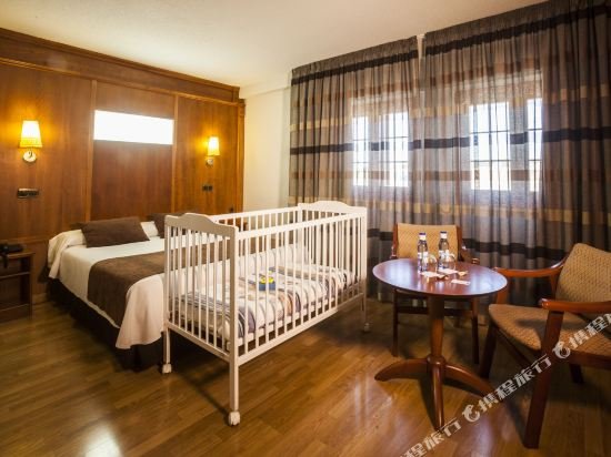 Фото Отель Mozarbez Salamanca