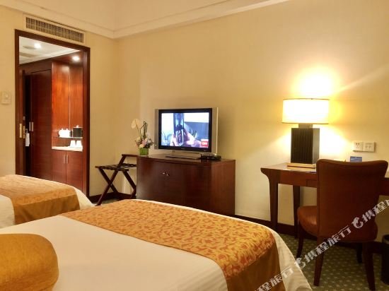 Фото Ningbo Portman Plaza Hotel