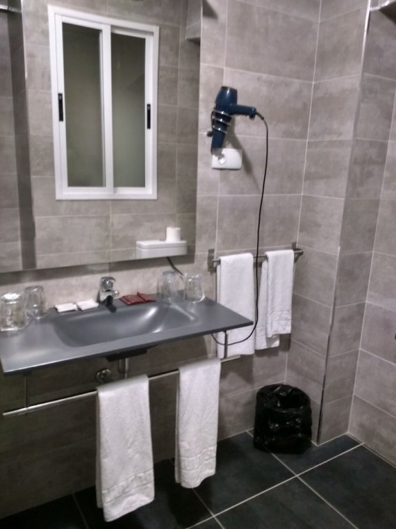 Фото Hostal Mara