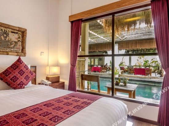 Фото Alam Sembuwuk Resort